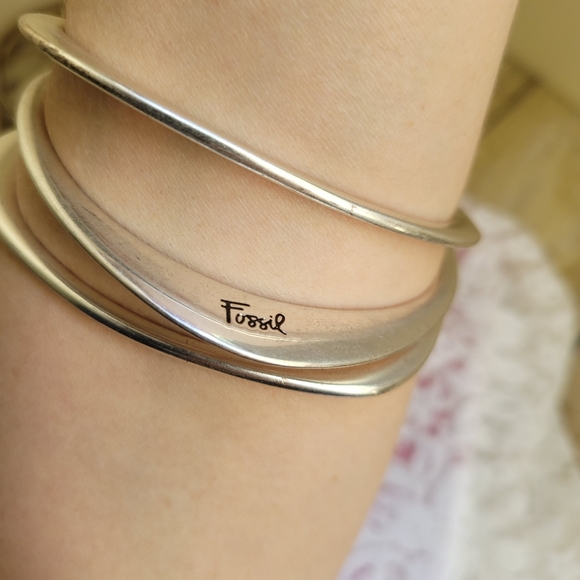 Fossil Silver Tone Bangle Set - Picture 8 of 8